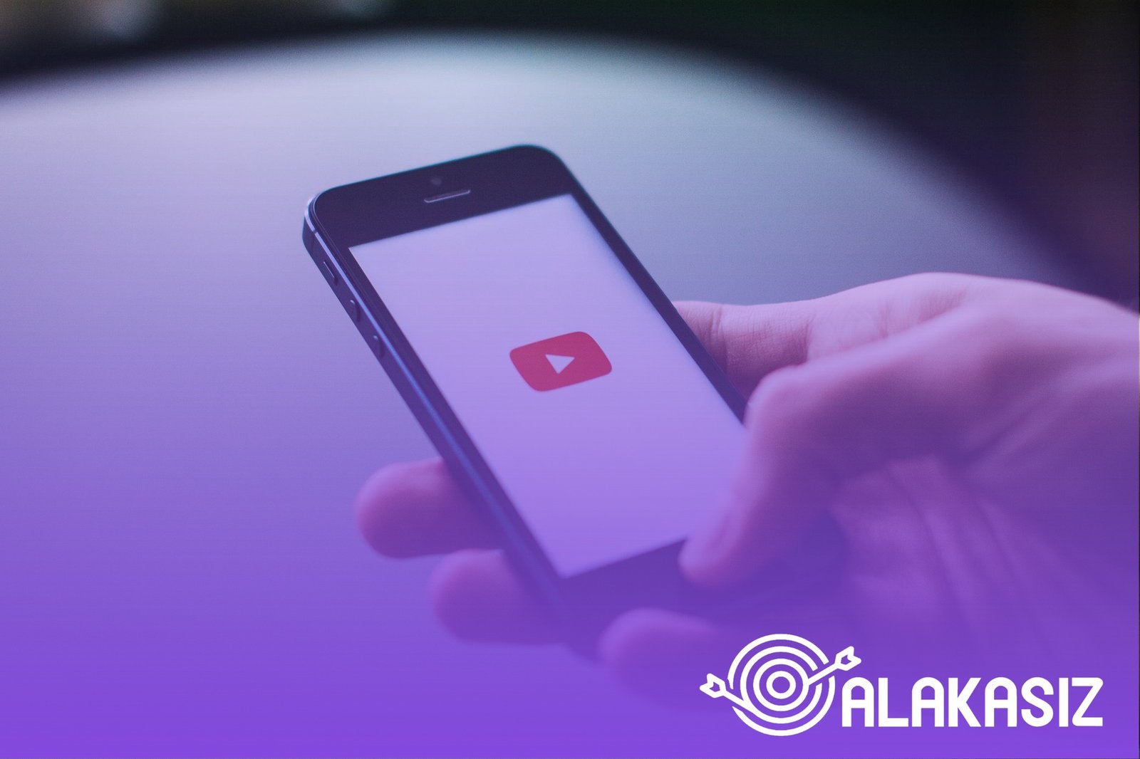 Akıllı telefonda YouTube uygulama ayarları menüsü